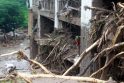 Potvynių ir nuošliaužų aukų Pietų Korėjoje skaičius priartėjo prie 60  