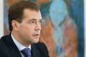 D.Medvedevas laukia, kad ES kuo greičiau panaikintų vizų režimą su Rusija