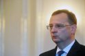Čekijos premjeras atsistatydino dėl korupcijos ir šnipinėjimo skandalo