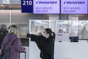 Suomijos oro linijos „Finnair“ dėl pandemijos atleidžia 700 darbuotojų