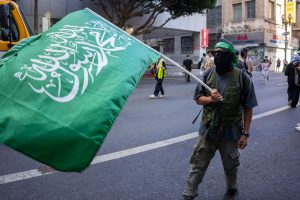 „Hamas“ teigia esanti pasirengusi paliauboms