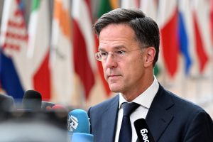 NATO vadovu paskirto M. Rutte laukia virtinė iššūkių