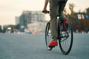 Akmenės rajone žuvo dviratininkas