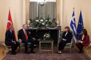 Turkijos prezidentas atvyko į Graikiją taisyti įtemptų santykių