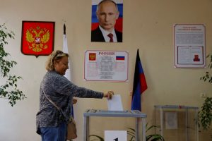 ES įspėja Rusiją dėl neteisėtų rinkimų aneksuotose Ukrainos teritorijose