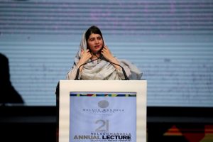 M. Yousafzai: Afganistano Talibanas buvimą mergaite pavertė neteisėtu dalyku