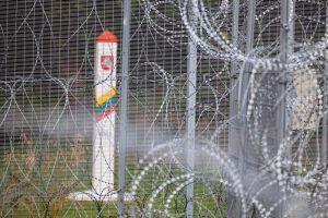 VSAT: pasienyje su Baltarusija apgręžti 29 migrantai