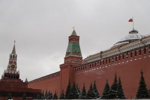 Rusijoje pritarta įstatymui dėl turto konfiskavimo už „melagienas“ apie kariuomenę