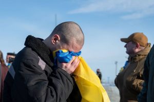 Į Ukrainą iš Rusijos nelaisvės grįžo per 200 ukrainiečių