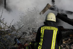 Anykščių rajone sudegė namas: gaisravietėje – vyro kūnas