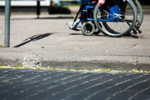 Vilniaus savivaldybė plėčia paslaugas neįgaliesiems – finansuos socialines dirbtuves