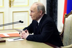 V. Putinas: smūgiai prieš Ukrainos energetikos tinklus skirti šaliai demilitarizuoti