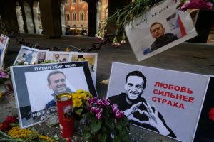 ES susitarė dėl A. Navalno mirties įvesti sankcijas 30 rusų