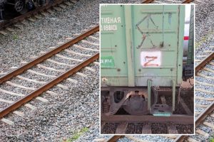 Į Lietuvą vėl neįleistas „Z“ ženklu pažymėtas vagonas iš Baltarusijos