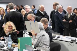 Vokietijoje – šturmą rengusių įtariamųjų teismas: rėmėsi sąmokslo teorijomis, mezgė ryšius su Rusija
