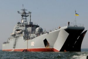 Ukrainos ginkluotosios pajėgos atakavo Rusijos pavogtą laivą