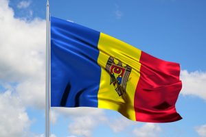 Moldovoje platinami melagingi kvietimai tarnauti armijoje pagal sutartį