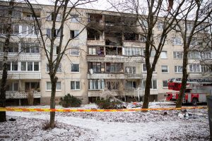 Vyriausybė planuoja skirti 445 tūkst. eurų Viršuliškių daugiabučio gaisro padariniams šalinti