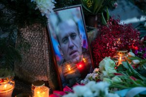 Rusijos stačiatikių bažnyčia nušalino A. Navalno atminimo ceremonijai vadovavusį dvasininką