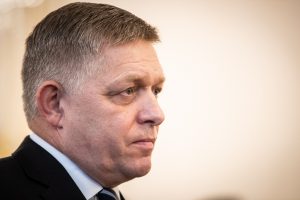 Slovakijos prezidentas: R. Fico šiek tiek kalbėjo, bet jo būklė vis dar sunki
