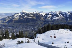 Savaitgalį per lavinas Austrijoje žuvo 8 žmonės