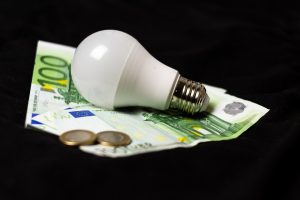 „Litgrid“: praėjusią savaitę elektra Lietuvoje brango 2 proc.