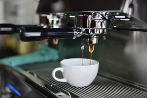 Kavos aparatas namuose – kaip išsirinkti?