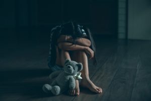 Seksualinio smurto prieš vaikus prevencijai – QR kodas: privaloma griežtesnė darbdavių atsakomybė