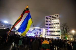 Eurobarometro apklausa: lietuviai yra vieni didžiausių Ukrainos narystės ES rėmėjų