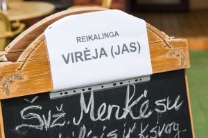 Restoranams trūksta personalo: verslai imasi rizikingų sprendimų