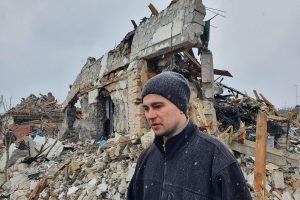 Daliai ukrainiečių nėra galimybių išvykti iš bombarduojamų vietovių: bus kreipiamasi į JTO