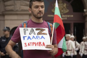 Bulgarijos sostinėje šimtai žmonių protestavo prieš ryšius su „Gazprom“