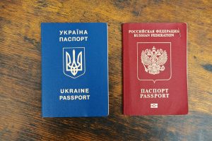 TASS: nuo 2019 m. Rytų Ukrainoje išduota per 800 tūkst. rusiškų pasų