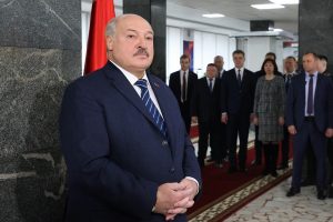 Nuo 1994-ųjų šalį valdantis A. Lukašenka paskelbė dalyvausiantis ir  kituose prezidento rinkimuose