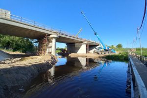 Nepatogumų bus mažiau: Kėdainiuose atidaromas eismas Vilainių tiltu