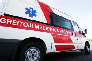 Iš namų Klaipėdos rajone nepilnametė atvežta į ligoninę