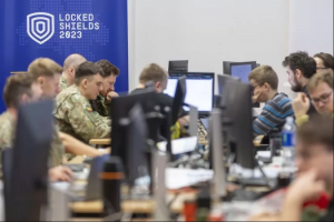 Lietuva dalyvauja tarptautinėse kibernetinės gynybos pratybose „Locked Shields“