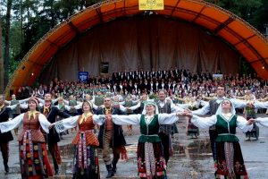 Atveriamas Kauno rajono dainų švenčių archyvas