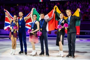 Ledo šokėjų triumfas – ypatingą Lietuvai dieną
