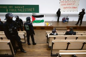 Protestai universitetuose: priežastys – ne tik geopolitika