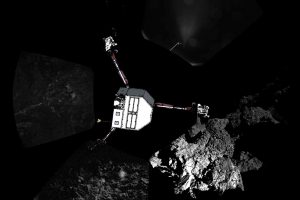 Žemė galutinai atsisveikino su nutilusiu kometos zondu „Philae“