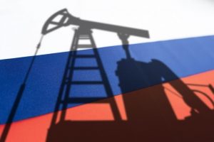 Vengrija ir toliau reikalauja išimčių rusiškos naftos embargui
