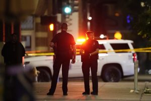 Policija: per šaudymo incidentą Denveryje sužeista 10 žmonių, įtariamasis sulaikytas
