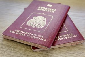 Rusijos statytiniai Zaporižioje teigia čia jau išdavę per 8 tūkst. rusiškų pasų