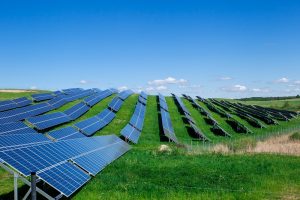 Konstitucinis Teismas skelbs sprendimą dėl saulės jėgainių galios ribojimo