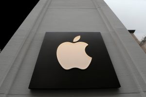 „Apple“ nukėlė naujų DI funkcijų pristatymą Europoje