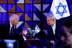 J. Bidenas pasikalbėjo su B. Netanyahu: įmanoma sukurti tam tikrą palestiniečių valstybę