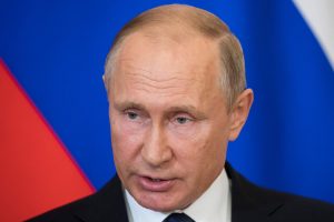 V. Putinas teigia nepritariantis branduolinių ginklų dislokavimui kosmose