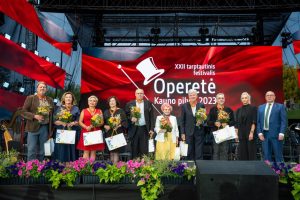Minint Valstybės dieną Kaunas padėkojo iškilioms asmenybėms