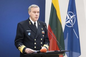 NATO admirolas: sąjungininkų parama Lietuvos divizijai priklausys nuo dvišalių diskusijų